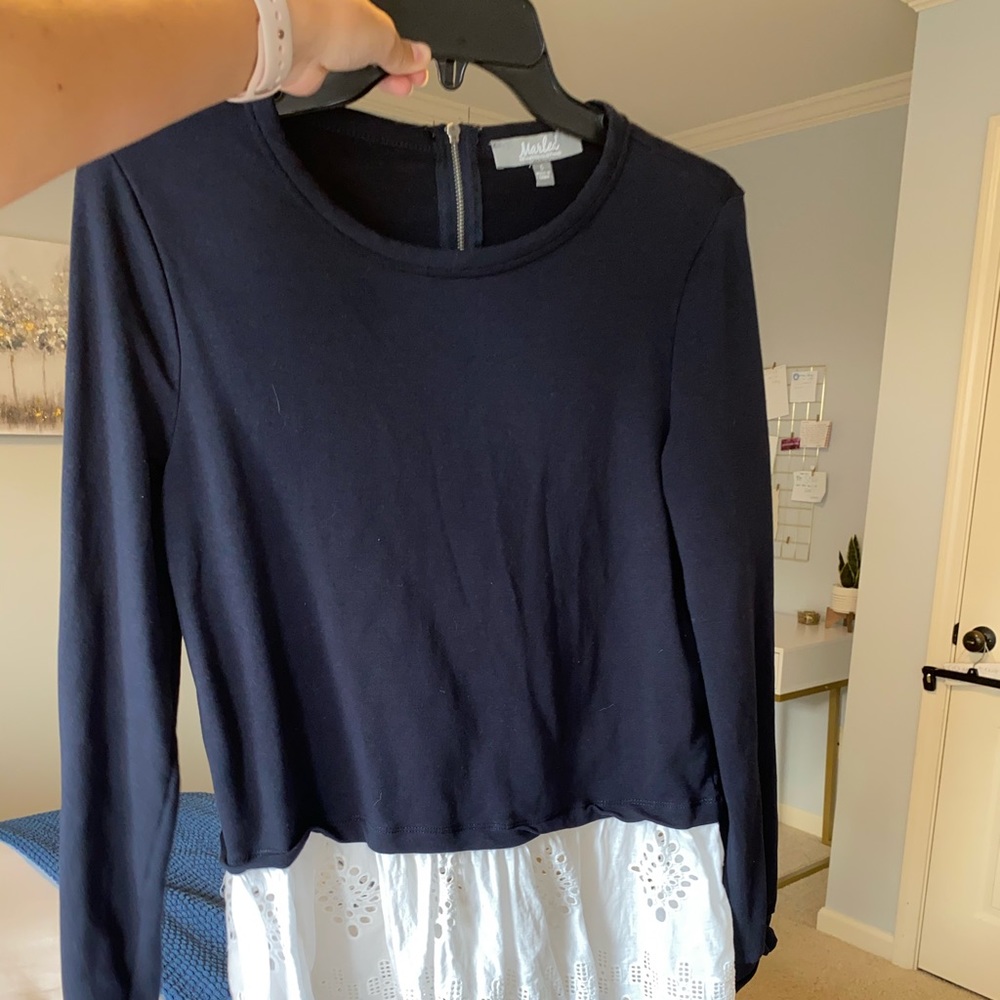 Super cute sweatshirt!!